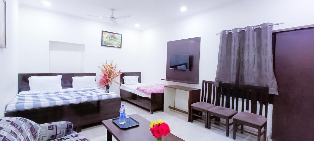 Hotel Tom - Jungpura Chruch Road Nowe Delhi Zewnętrze zdjęcie